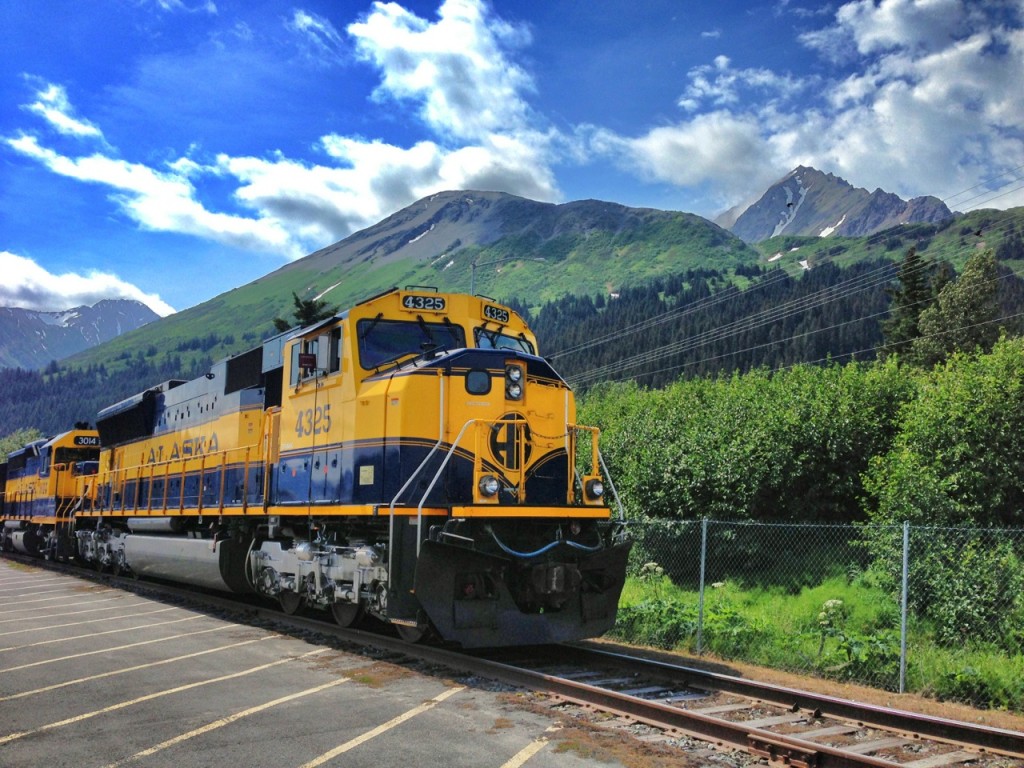 Day trippin' on the mighty Alaska Railroad! - Alaska Travelgram